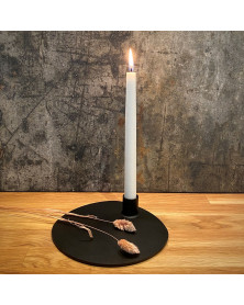 Simple lysestage i sort metal