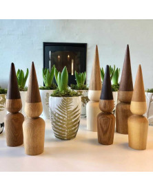 by Brorson nisser i træ