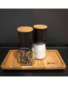 Salt og pebersæt med bakke tilbud