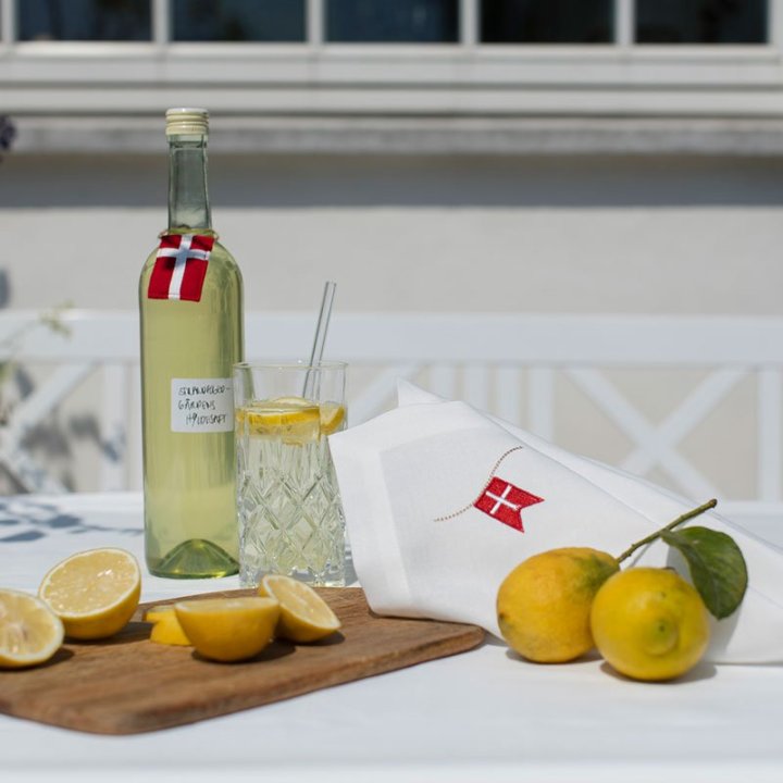Stofservietter med flag tilbud