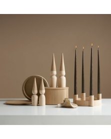 Trænisser i eg og ahorn fra by brorson