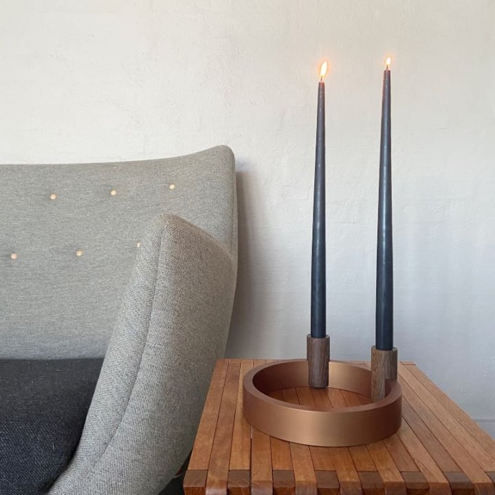 Adventsstage og lysestage i bronze