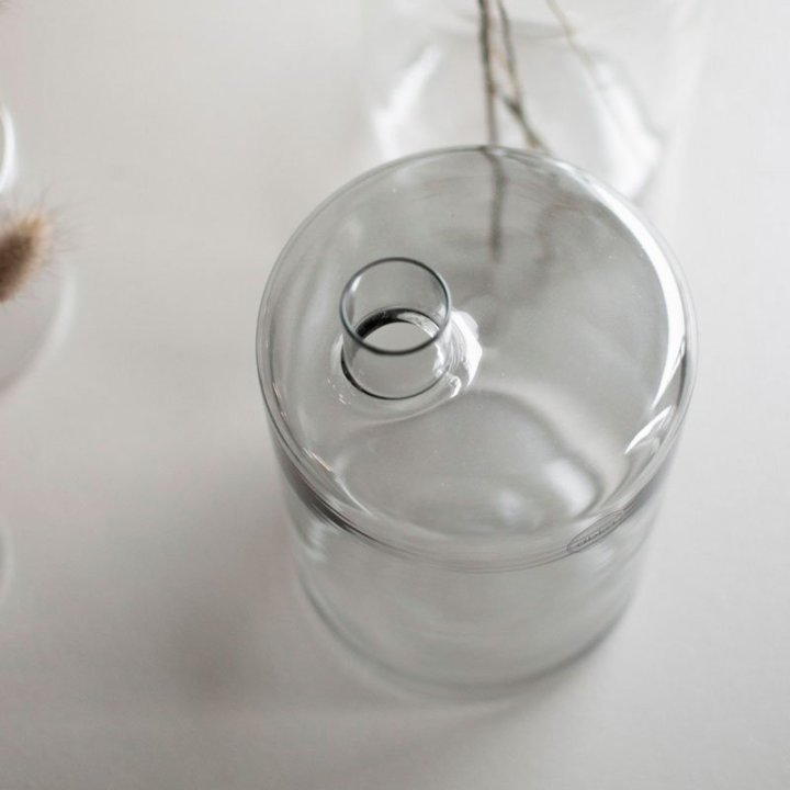 Vase i glas tilbud