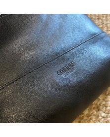 Leather by Corium Bæltetasker