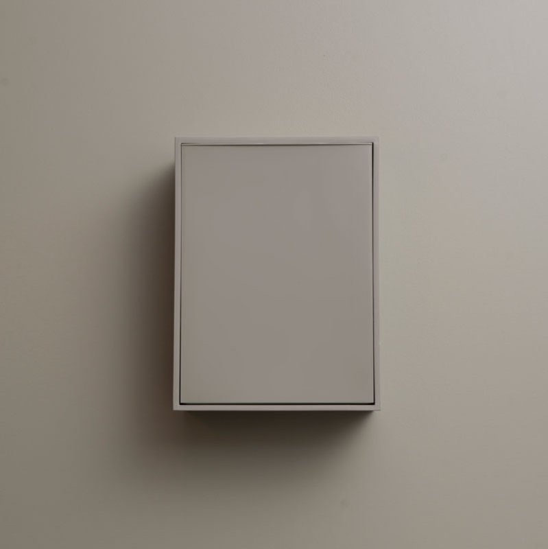 affaldssortering og opbevaring på væg