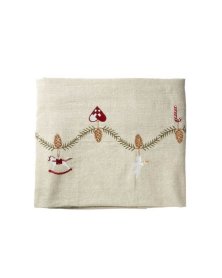 Juledug med broderier tilbud