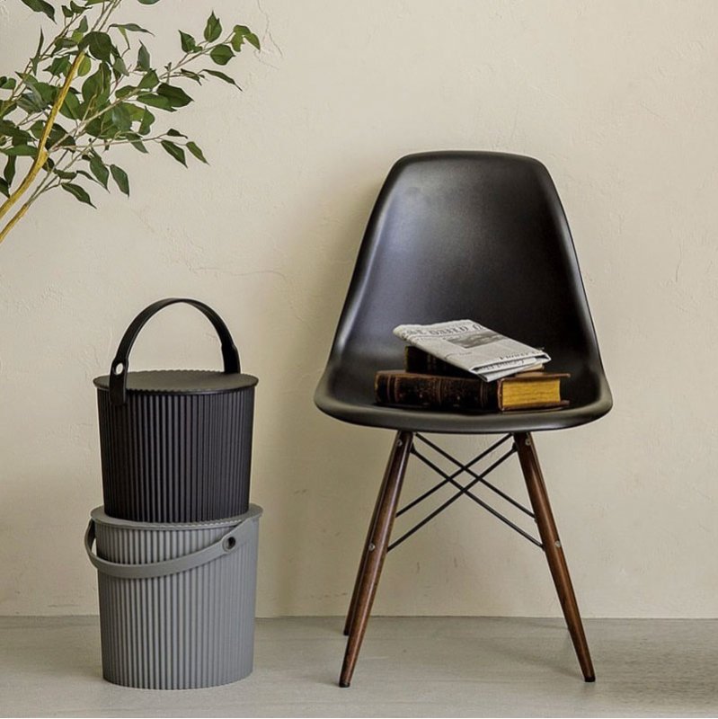 Opbevaringsspande grå og sorte