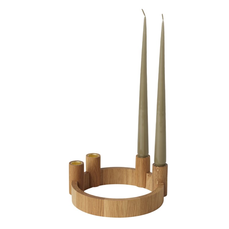 Lysestage og Adventsstage i Eg. Stilrent Dansk Design