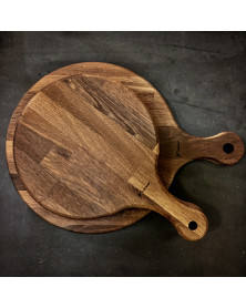 Pizzabræt i mørkt træ