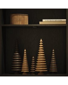 Juletræer i egetræ