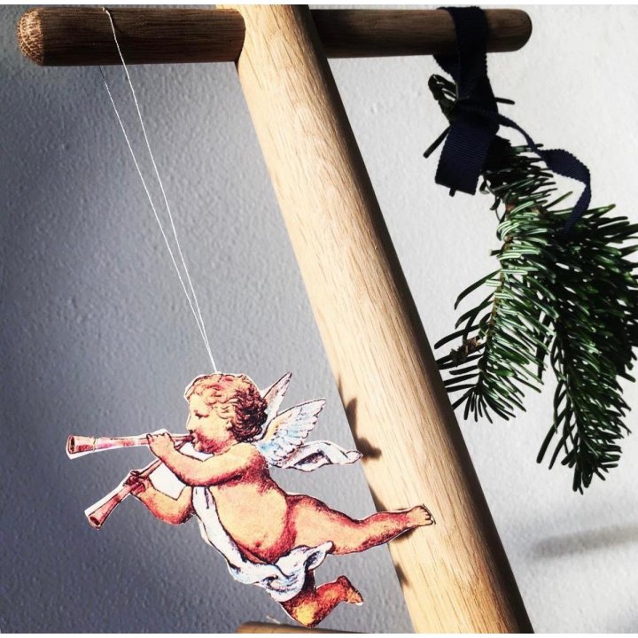Juletræ til Jul - Stumtjener til Hverdag. One Tree Kun 1995,-