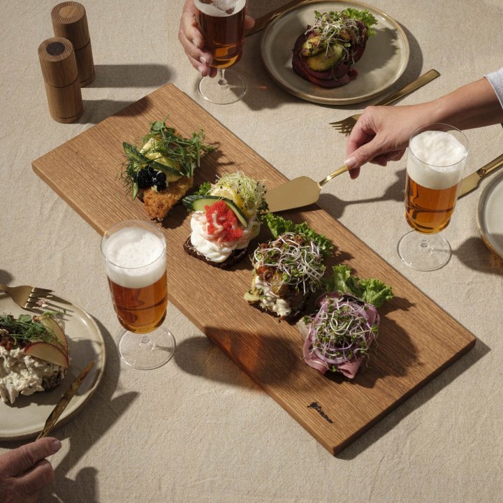 Serveringsbræt i eg